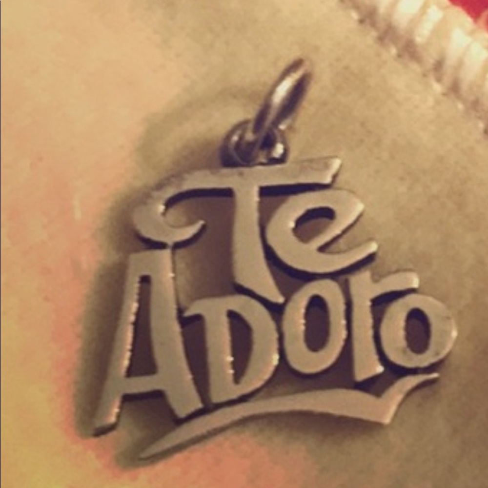 Looking for TeAdoro in gold